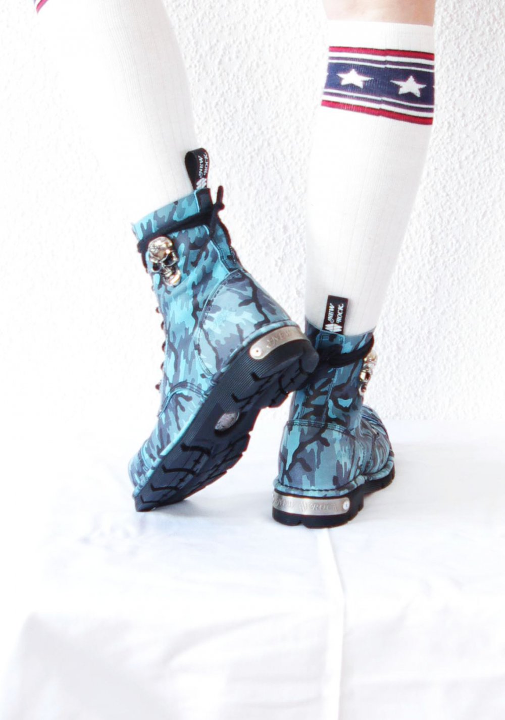 Großartige New Rock Boots Gr. 41 blau Camouflage Springerstiefel Dollskill