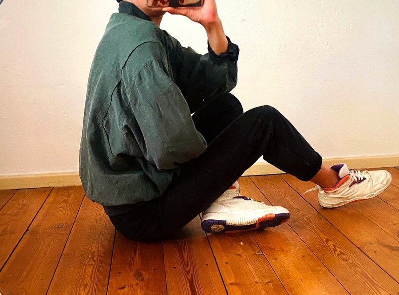 Schicke 90's Vintage Bomberjacke aus Seide