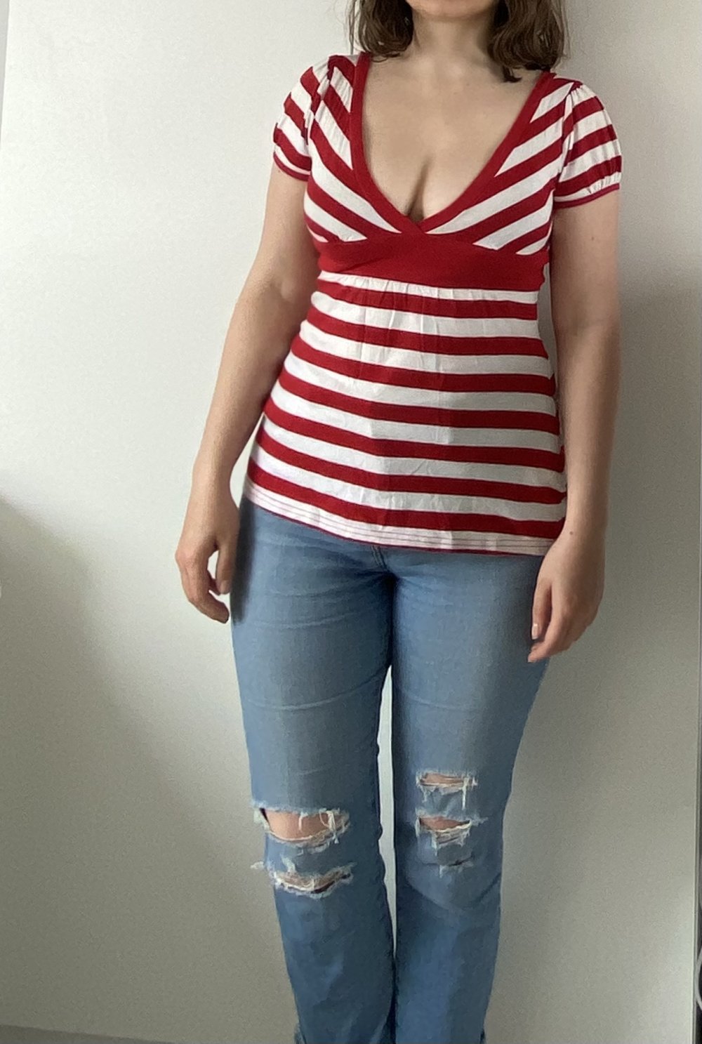 Rot weiß gestreiftes Shirt