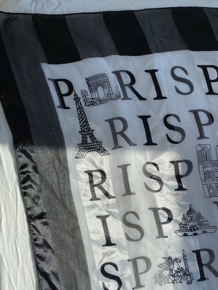 Schwarz weißes Tuch Paris