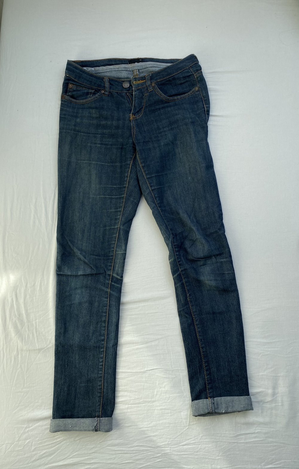 Dunkle Jeans