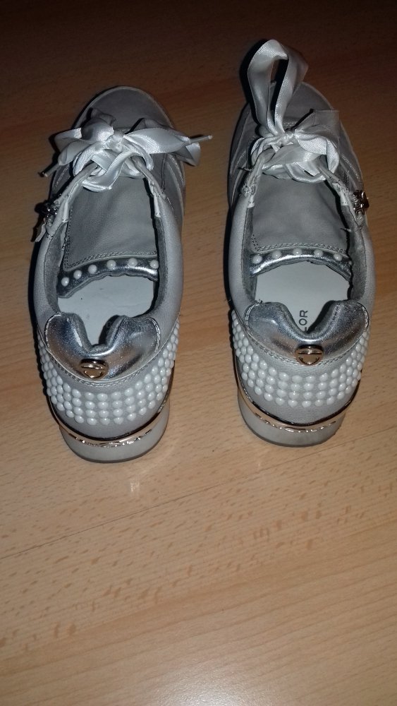 Sneaker 