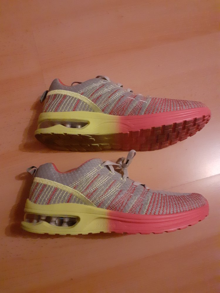 Sneaker Gr.42 ( eher Gr.41)