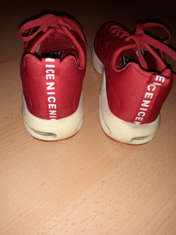 Sneaker Gr.42 ( eher Gr.41)