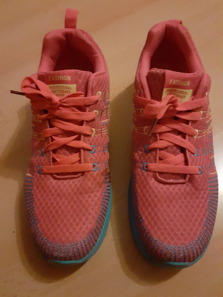 Sneaker Gr. 42 ( eher Gr.41)