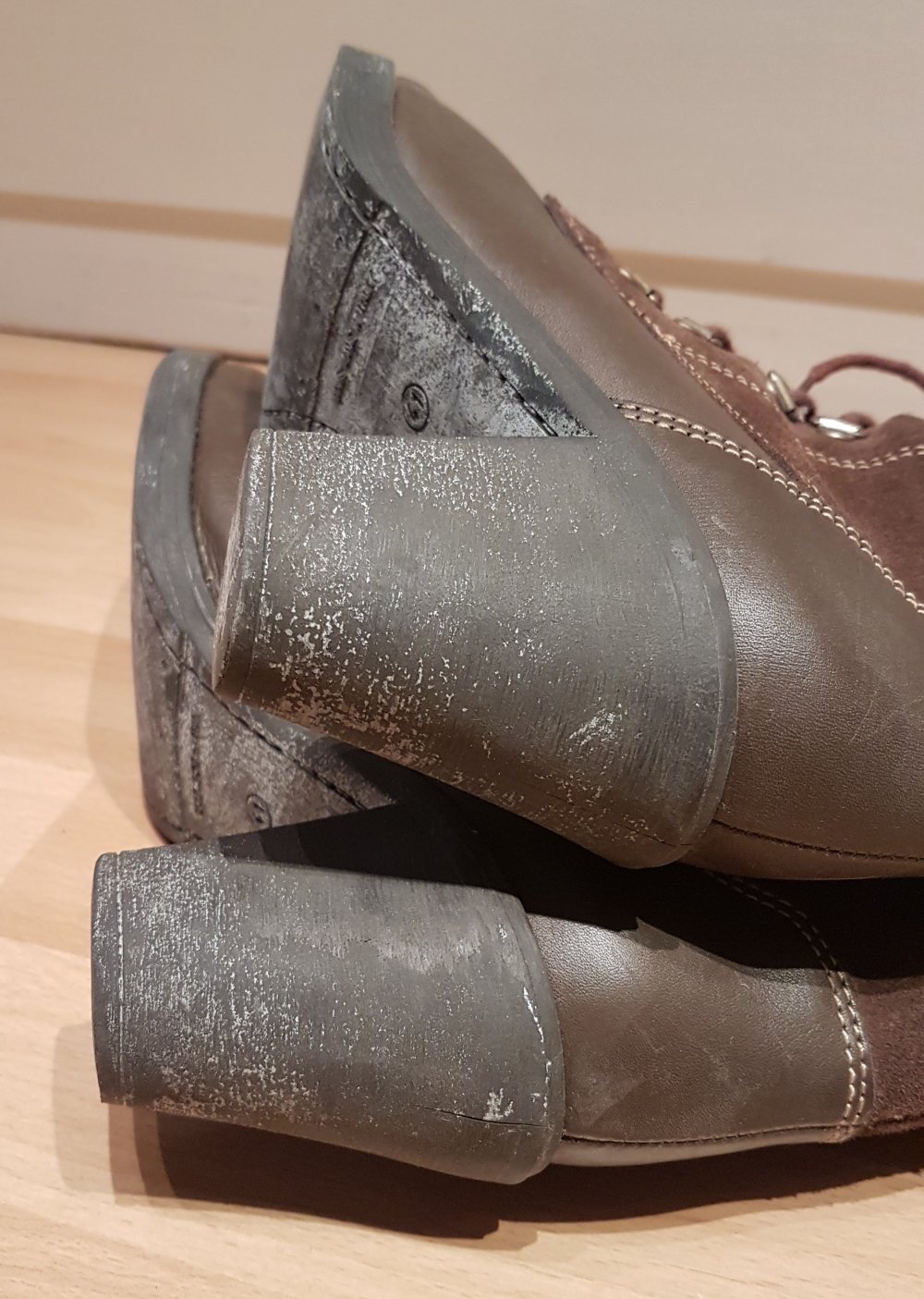 Stiefelette braun gefüttert Gr 41