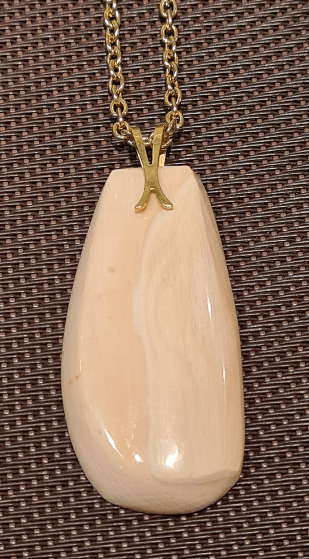 Kette mit Beinanhänger - vintage