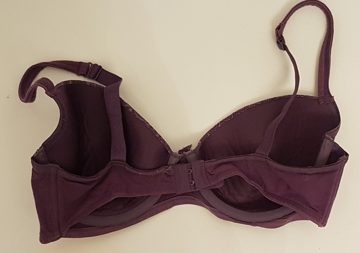 BH lila Spitze gepolstert 80 C