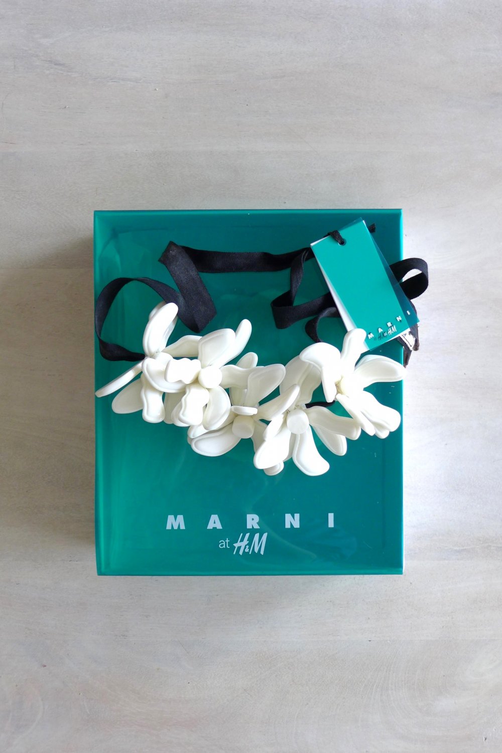 Marni at H&M Collier Kette Statement schwarz weiß NEU OVP