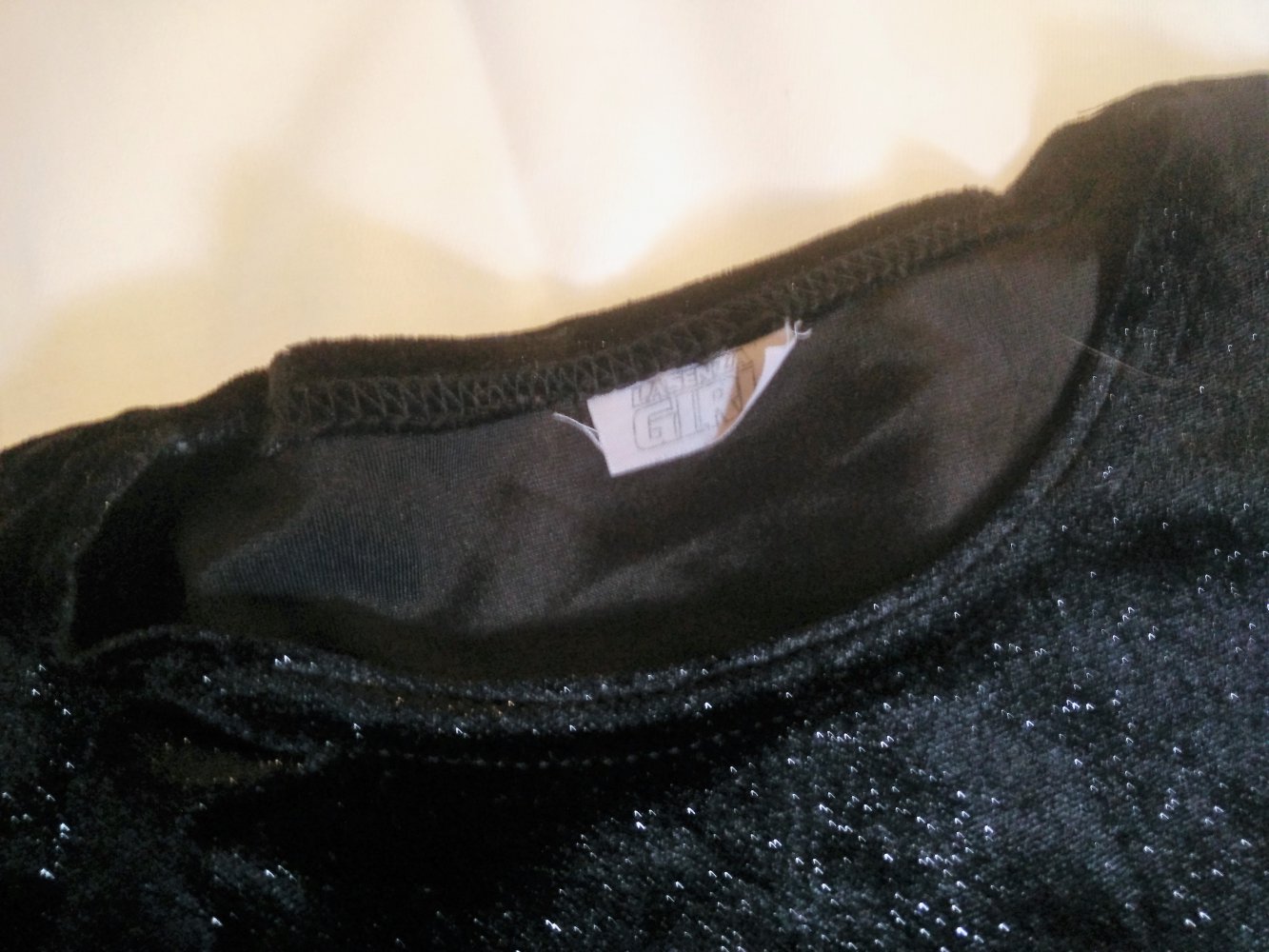 Samtkleid lang geschlitz mit Glitzer schwarz Gr. S/M 