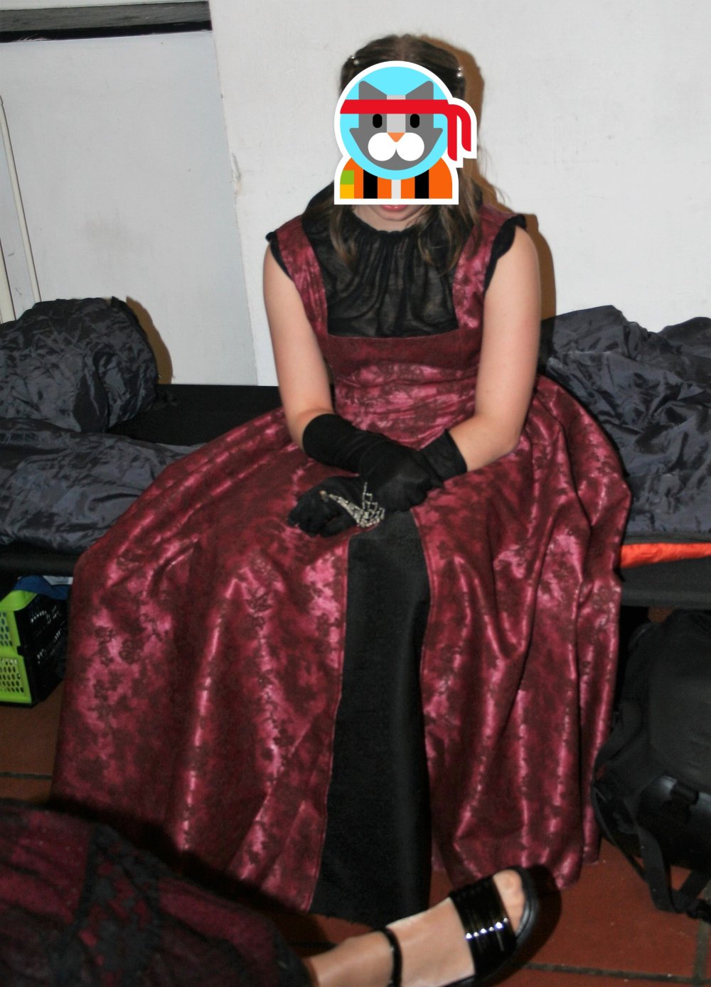 außergewöhnliches Abendkleid Unikat mit Stola