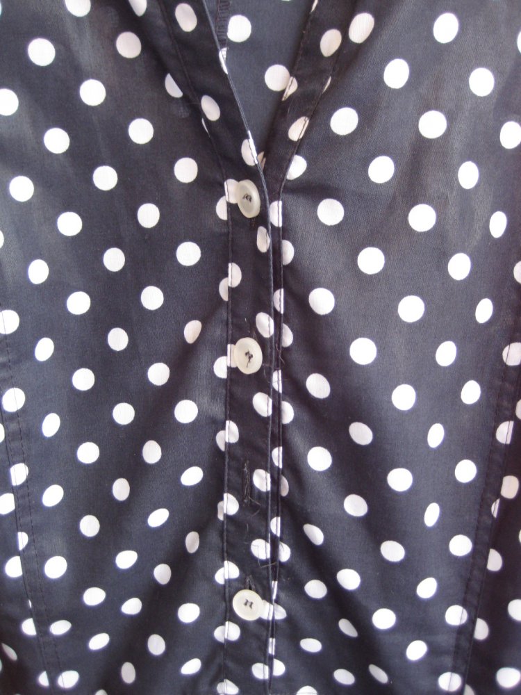 Wunderschönes dunkelblaues Midikleid mit weißen Punkten, midikleid, schwingend, swing, gepunktet, polkadot, rockabilly, rocknroll, edel, schick, elegant