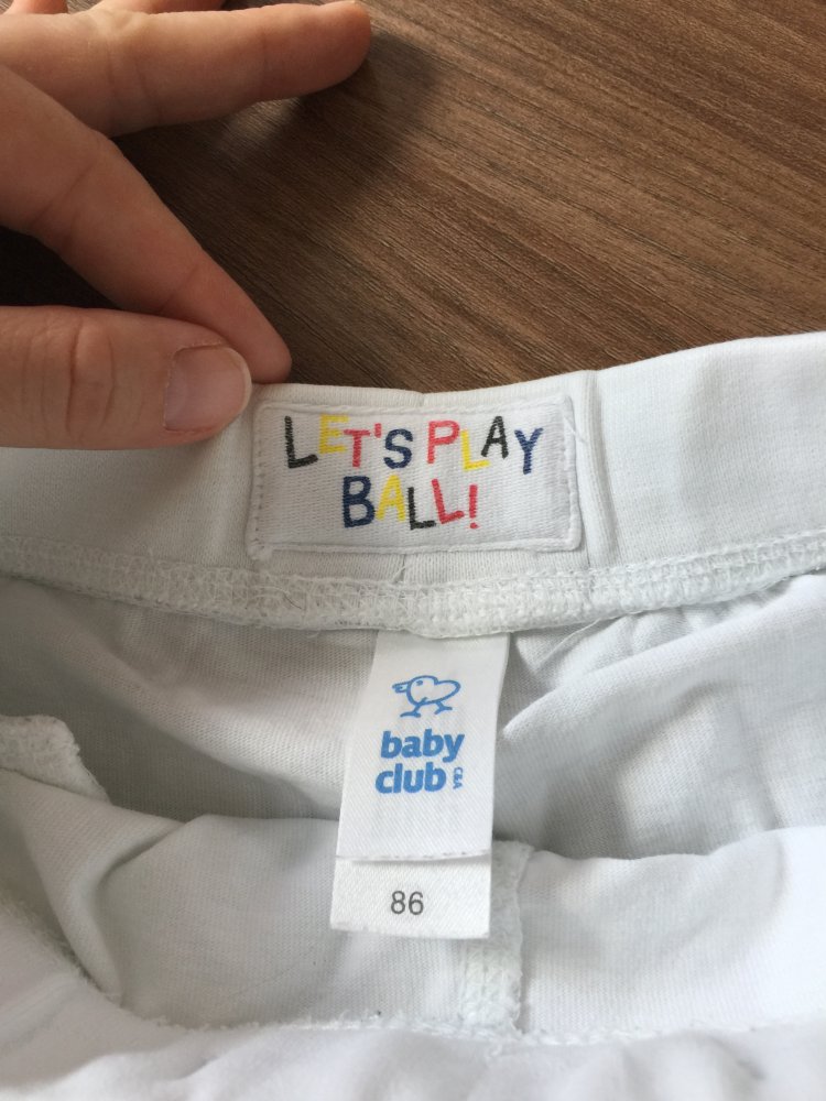 Weiße Shorts Gr. 86