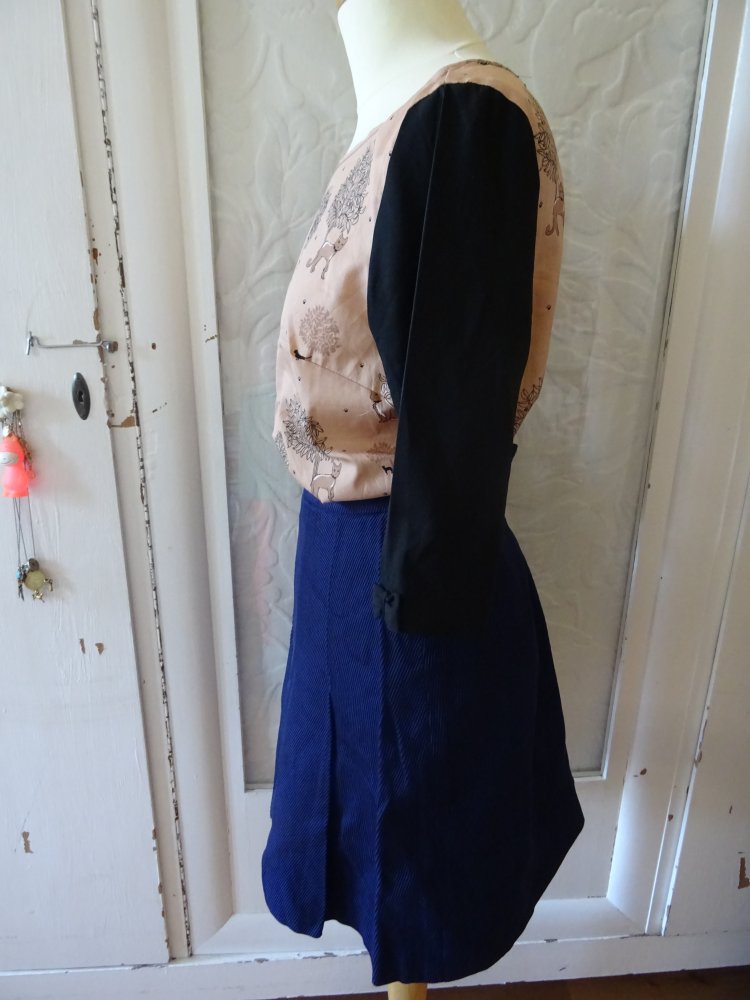 Vintage Rock 34 60er 70er XS Tulpenrock blau Rockabella BERLIN
