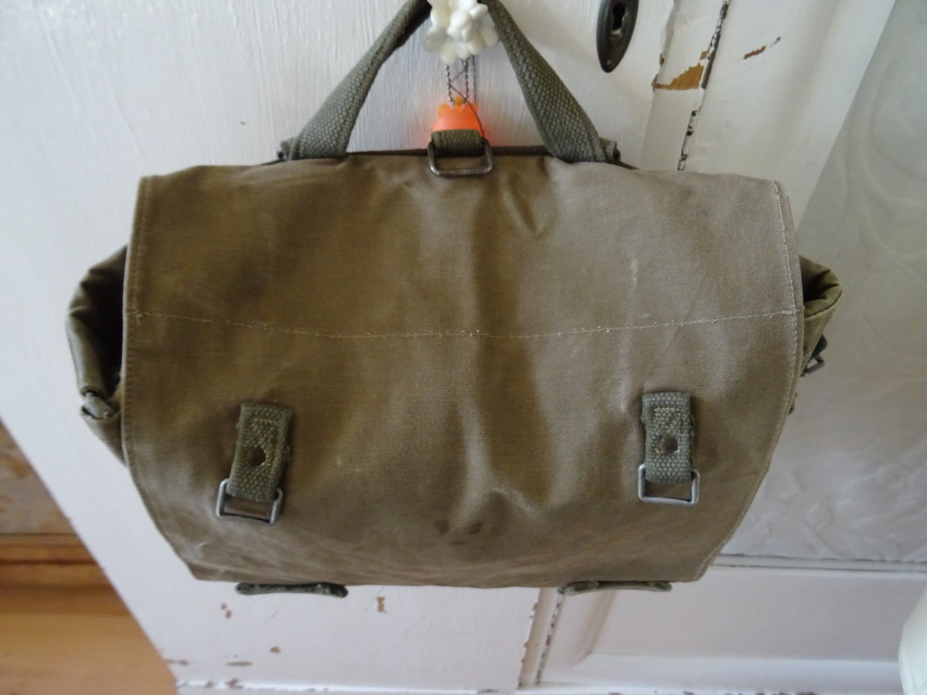 Vintage Military Tasche Mittel 70er 80er Punk Gothik Grunge Outdoor BERLIN