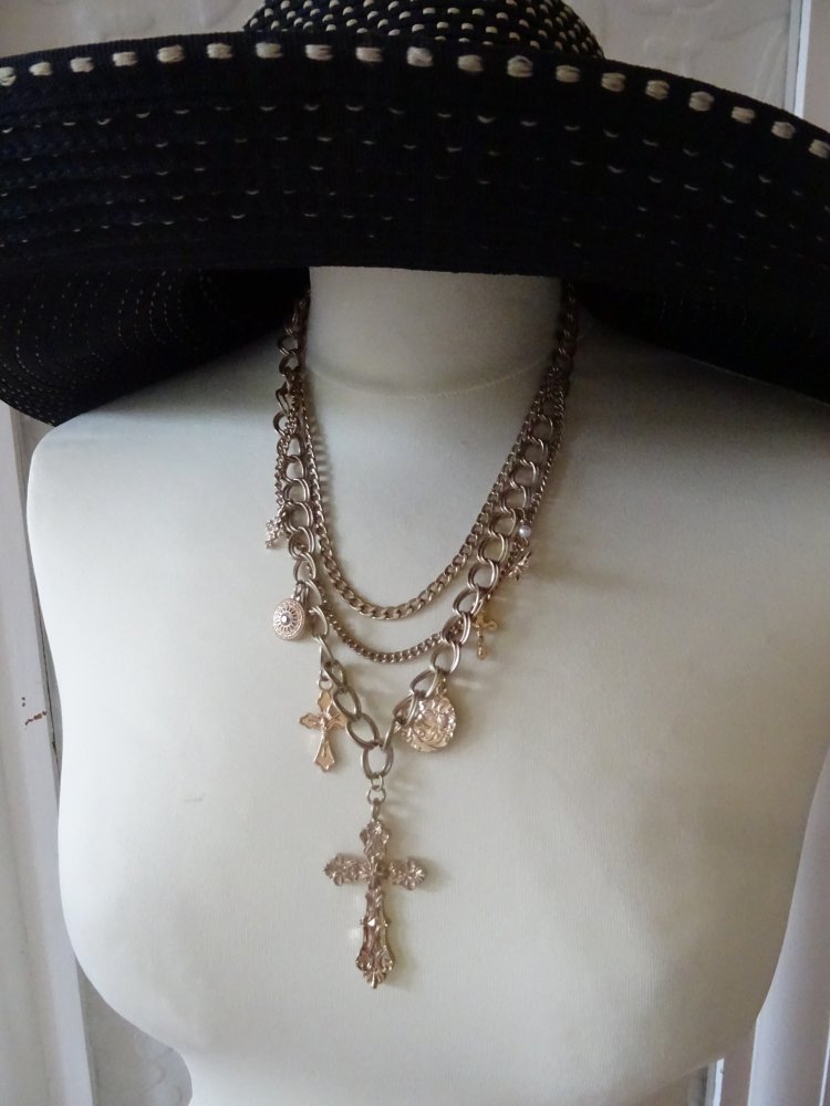 Halskette diverse Anhänger Kreuz Gold farben Modekette Modeschmuck BERLIN