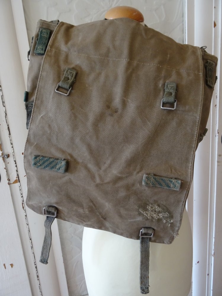 Vintage Military Tasche Mittel 70er 80er Punk Gothik Grunge Outdoor BERLIN