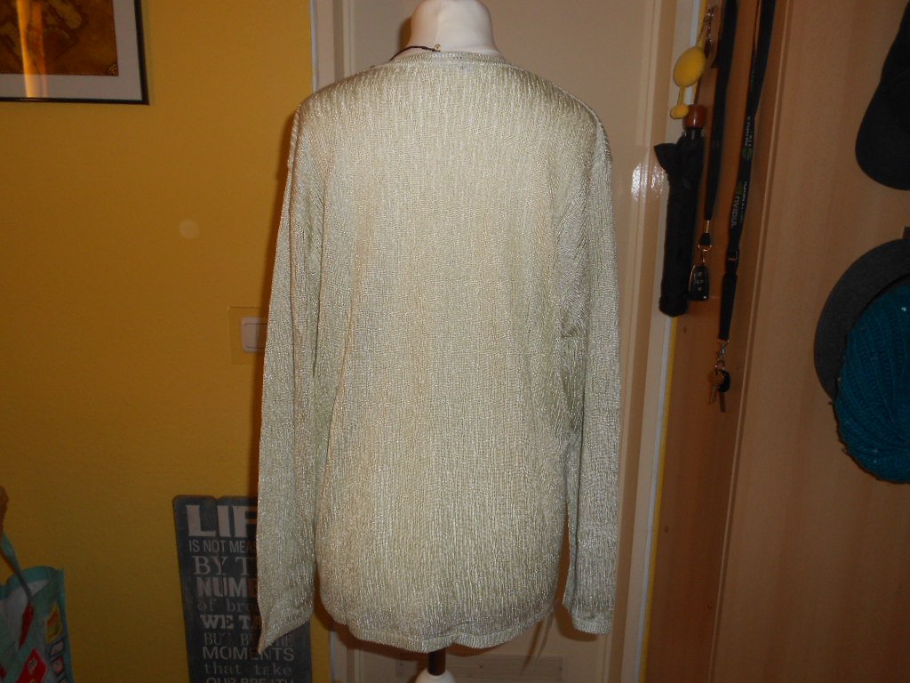 Laura Bruni- neuer Feinstrickpullover Gr. 40