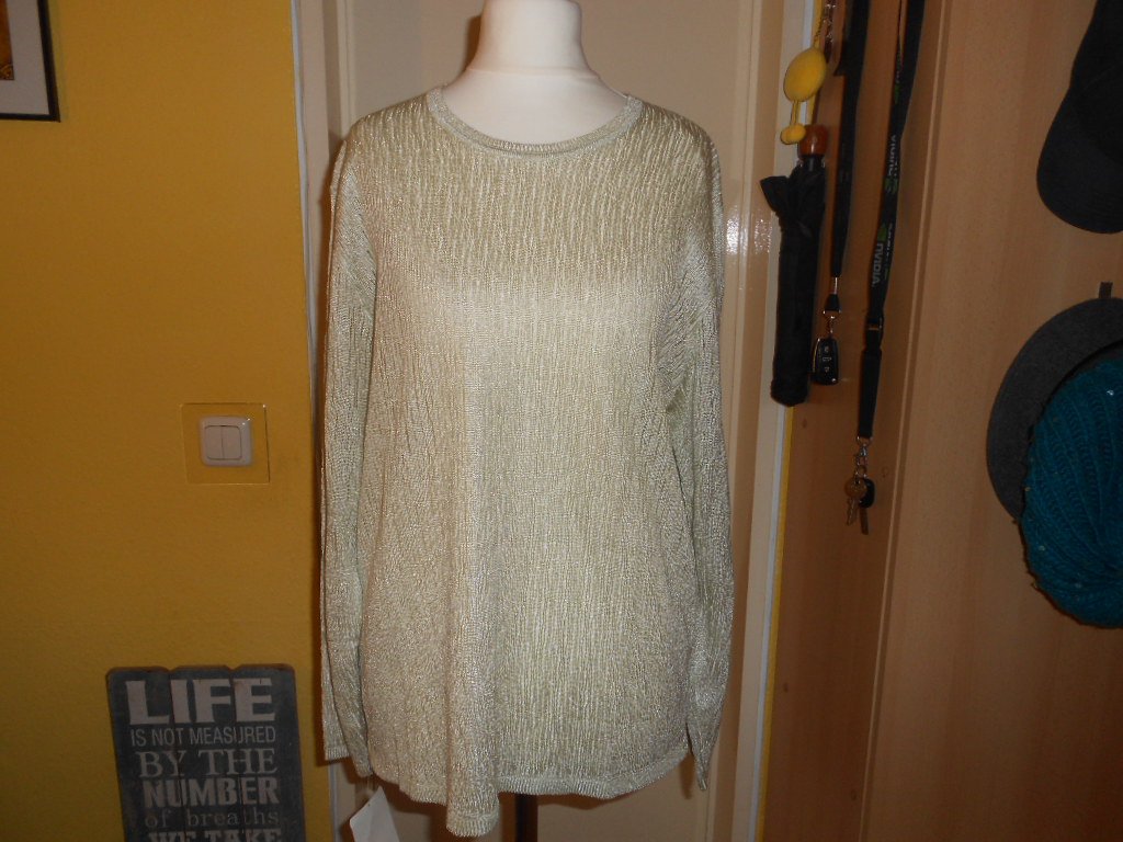 Laura Bruni- neuer Feinstrickpullover Gr. 40