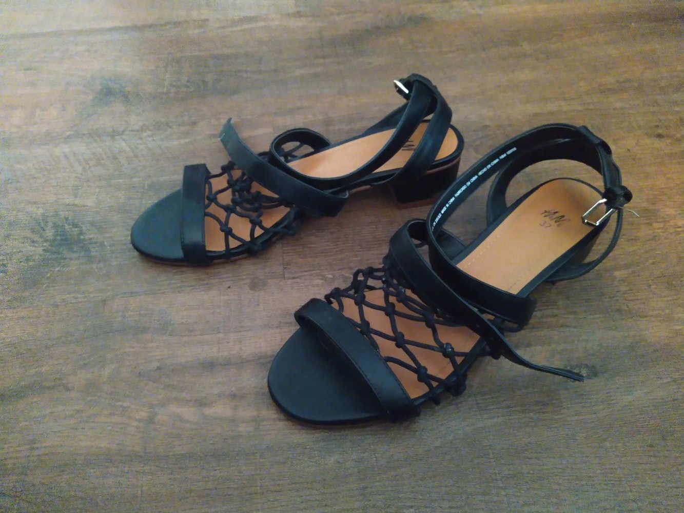 Sandalen Absatz schwarz Gr. 37
