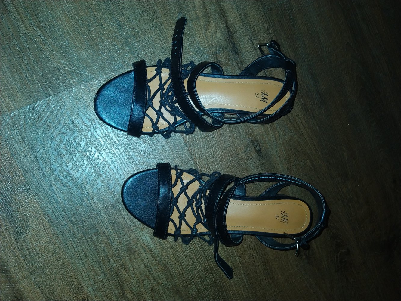 Sandalen Absatz schwarz Gr. 37