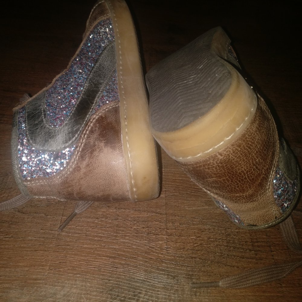 Schuhe knöchelhoch Öko hellbraun mit Glitzer Gr. 38