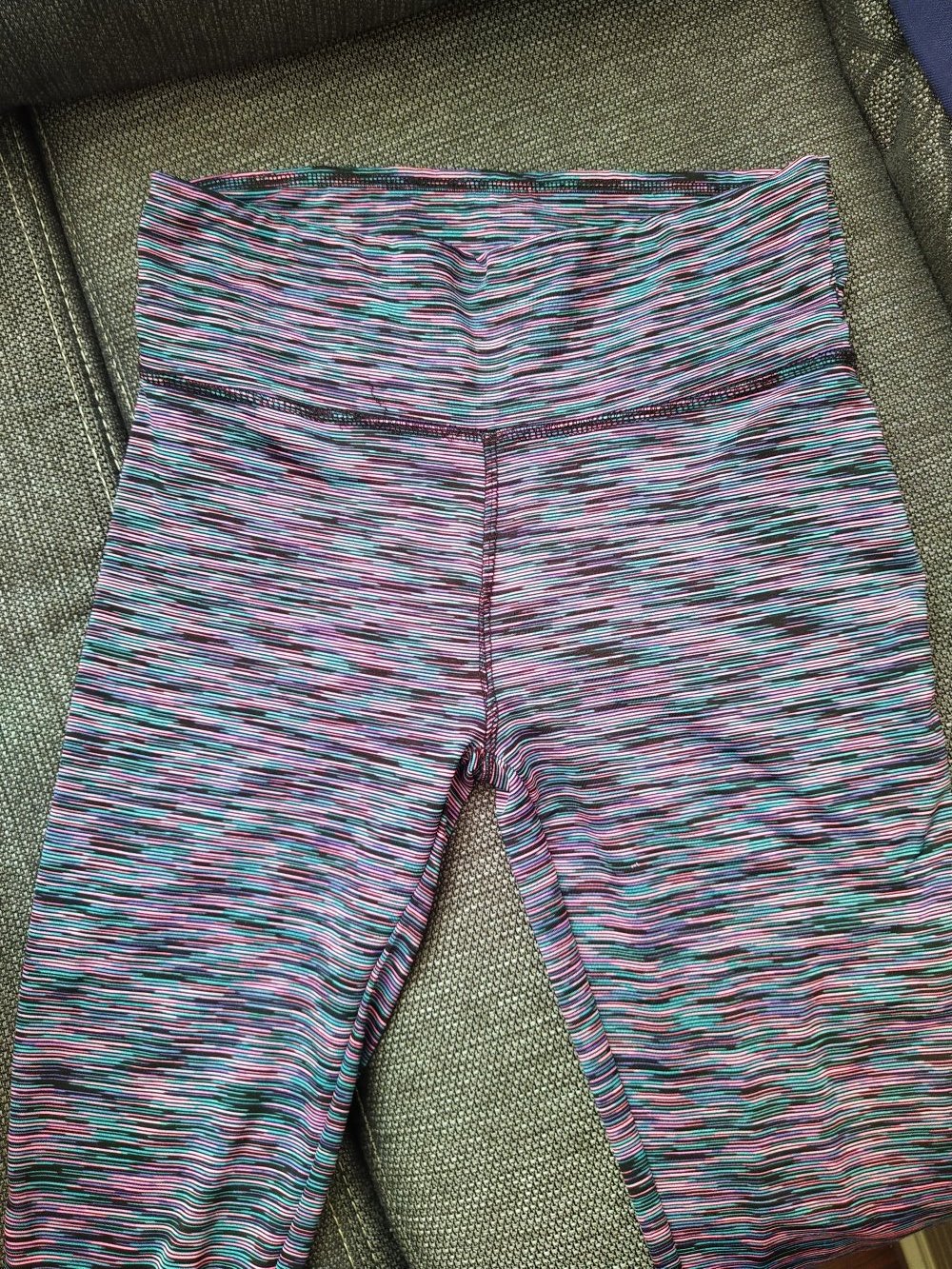 Leggings bunt lila pink türkis Gr. S