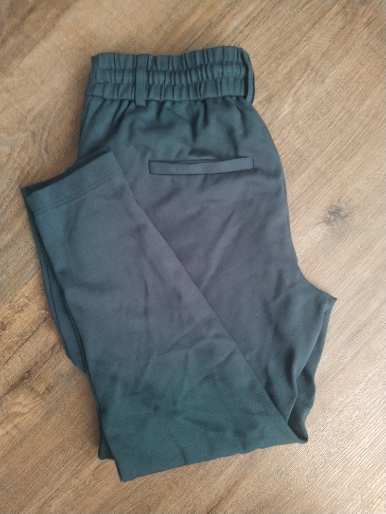 Soffhose von Only Gr. S Olivgrün