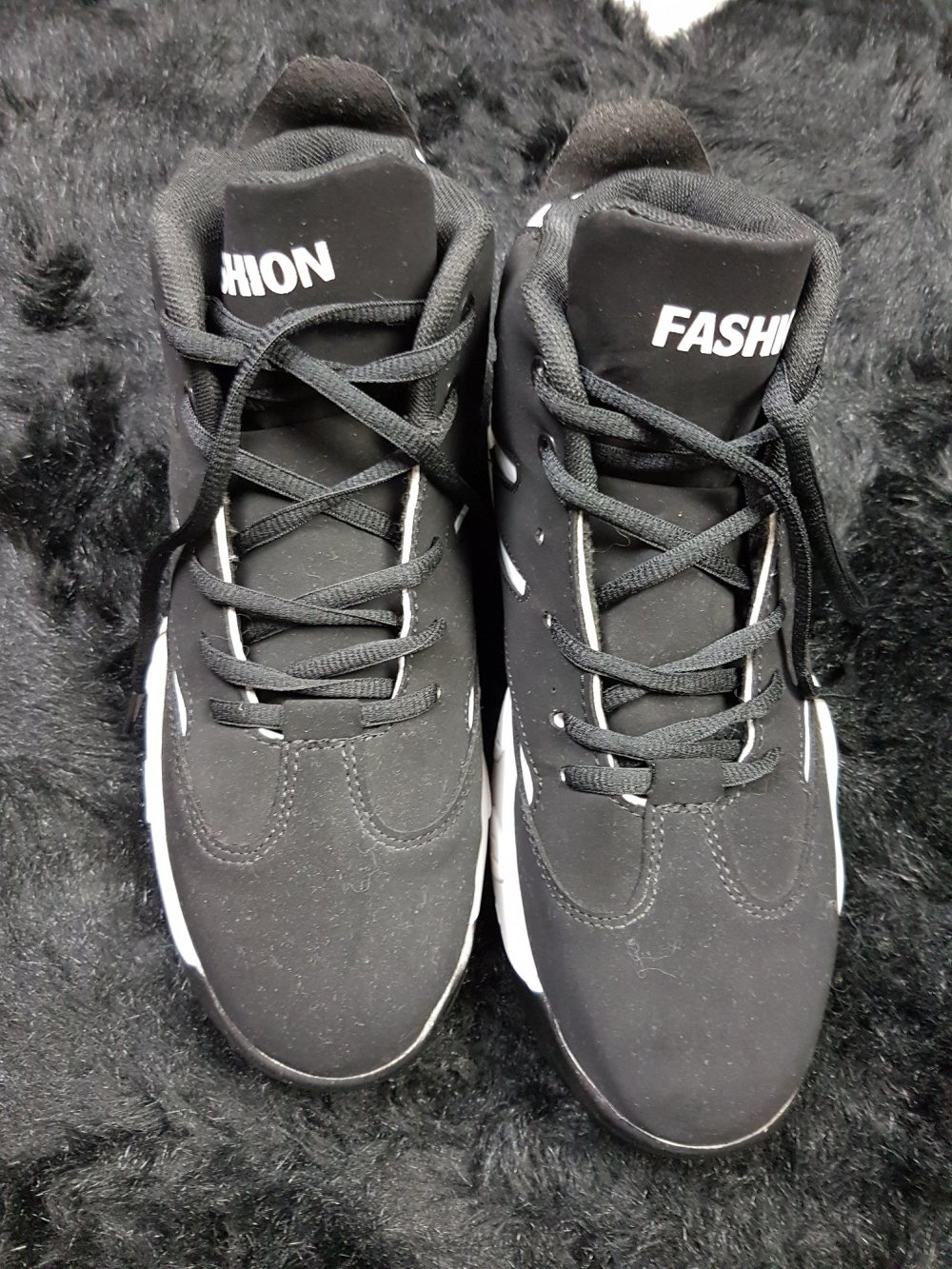 Schuhe Sneaker Turnschuhe schwarz weiß größe 40