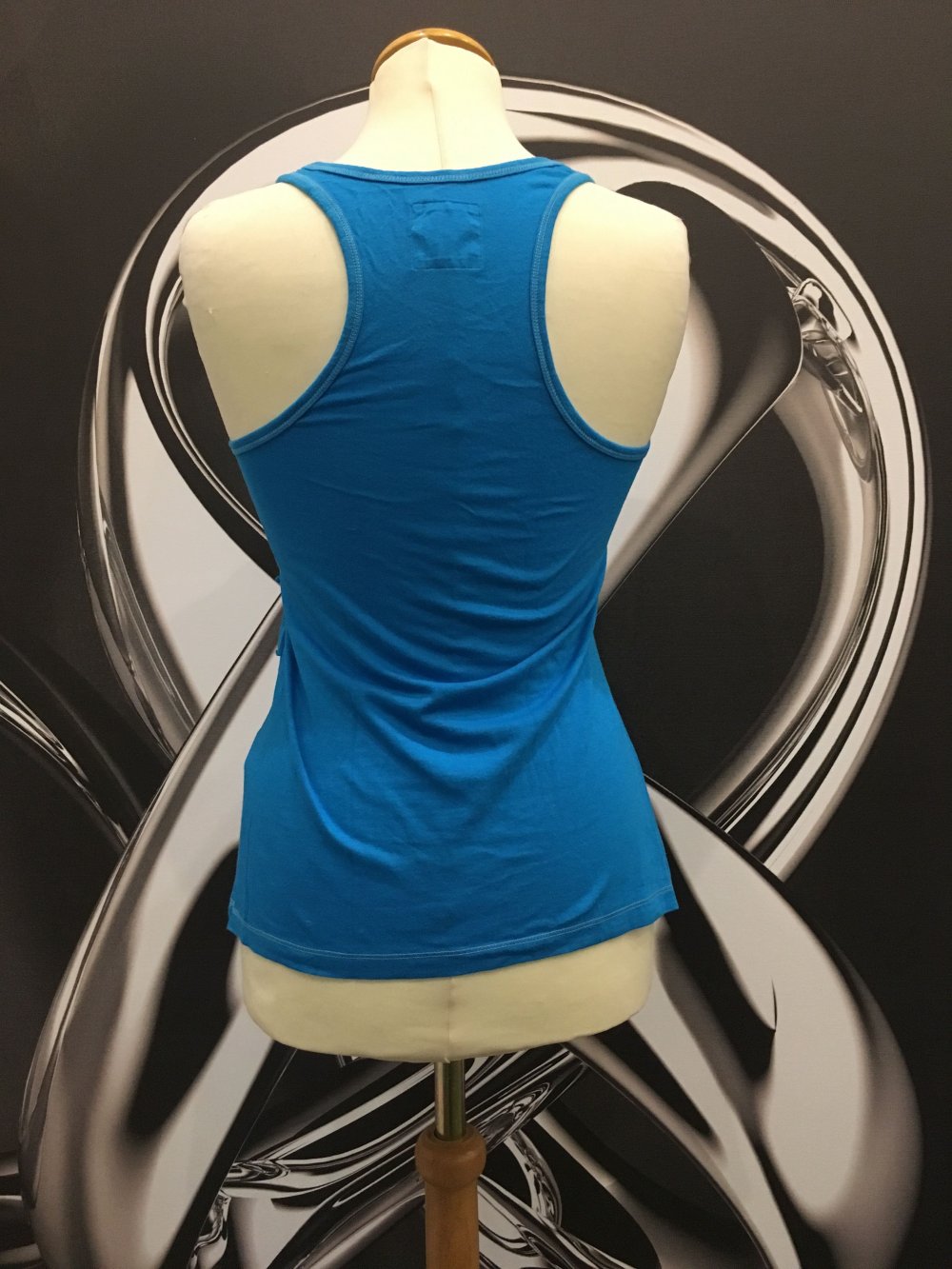 HOLLISTER Top aqua blau türkis Racerback Ringerrücken Tanktop S 36