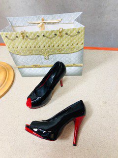 High Heels Pumps - rote Sohle - Gr. 36 Marke Catwalk schwarz