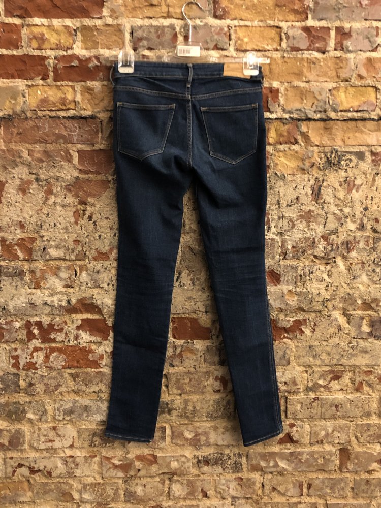 H&M Skinny Low Waist w26 L32  passt XS-S d 34-36 evtl auch w27 