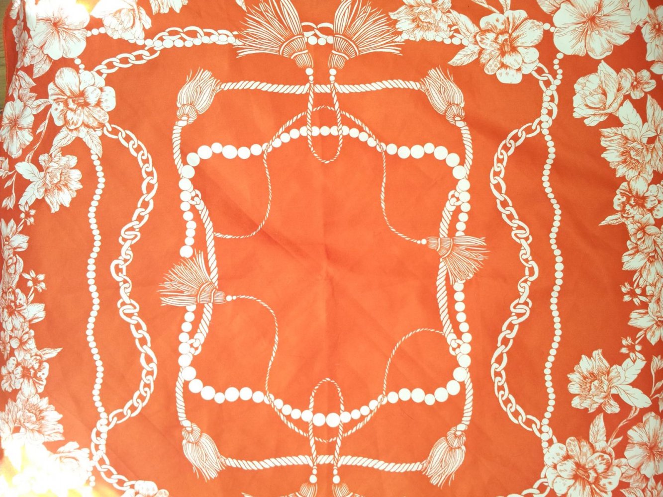 H&M Halstuch Kopftuch Haarband in Rostrot Weiß, Satin Blumen, neu