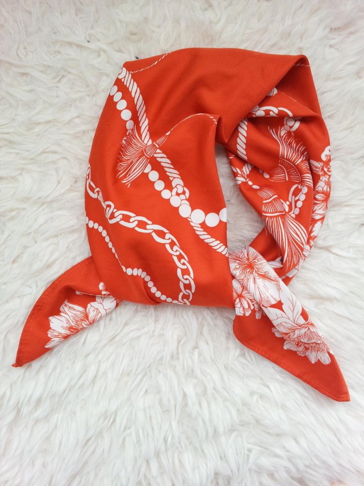 H&M Halstuch Kopftuch Haarband in Rostrot Weiß, Satin Blumen, neu