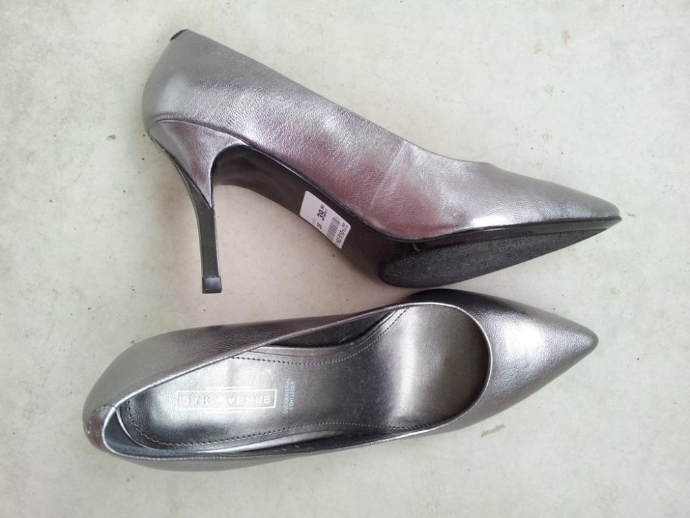 5th Avenue Pumps in 38, Silber Metallic Chrom-Look, Echtleder, NEU