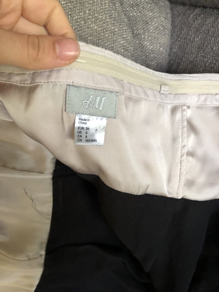 Trägerloses kleid mit Ballonrock für verschiedene Anlässe