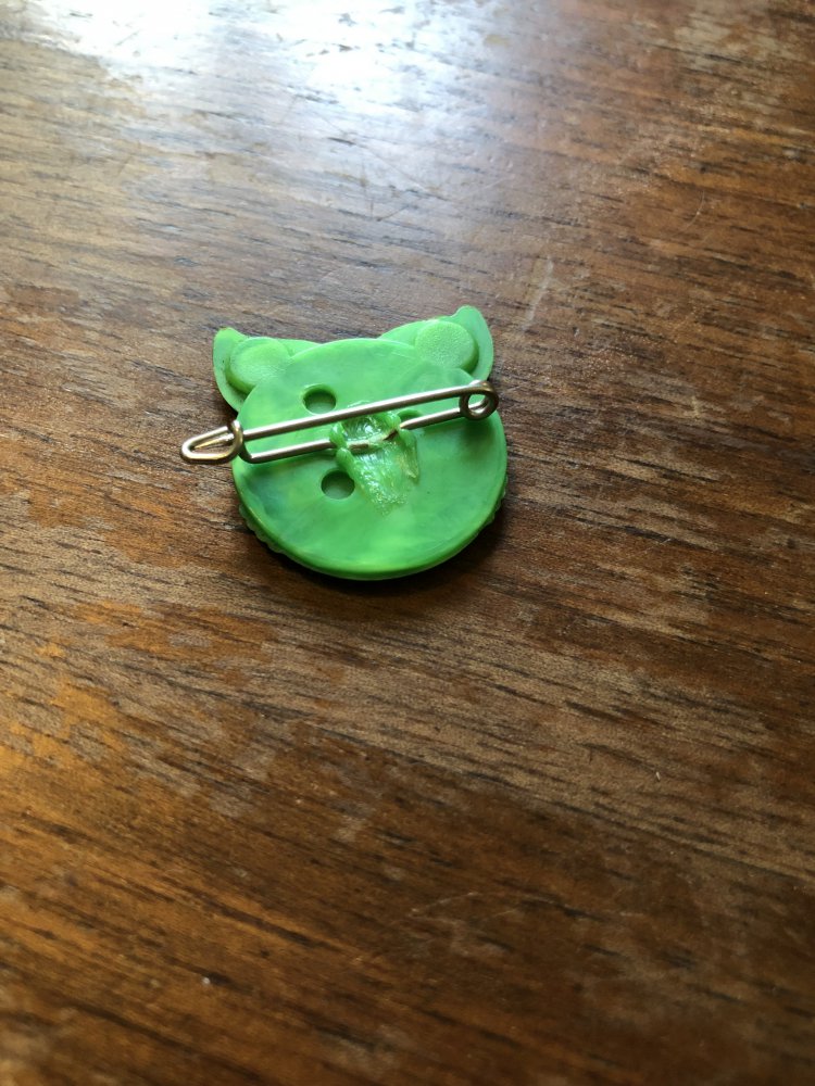 Katzenanstecker