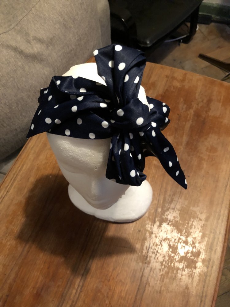 Haarband blau mit weißen Punkten dots