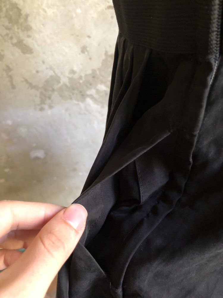 Trägerloses kleid mit Ballonrock für verschiedene Anlässe