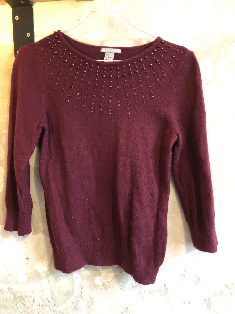 Pullover mit Perlen
