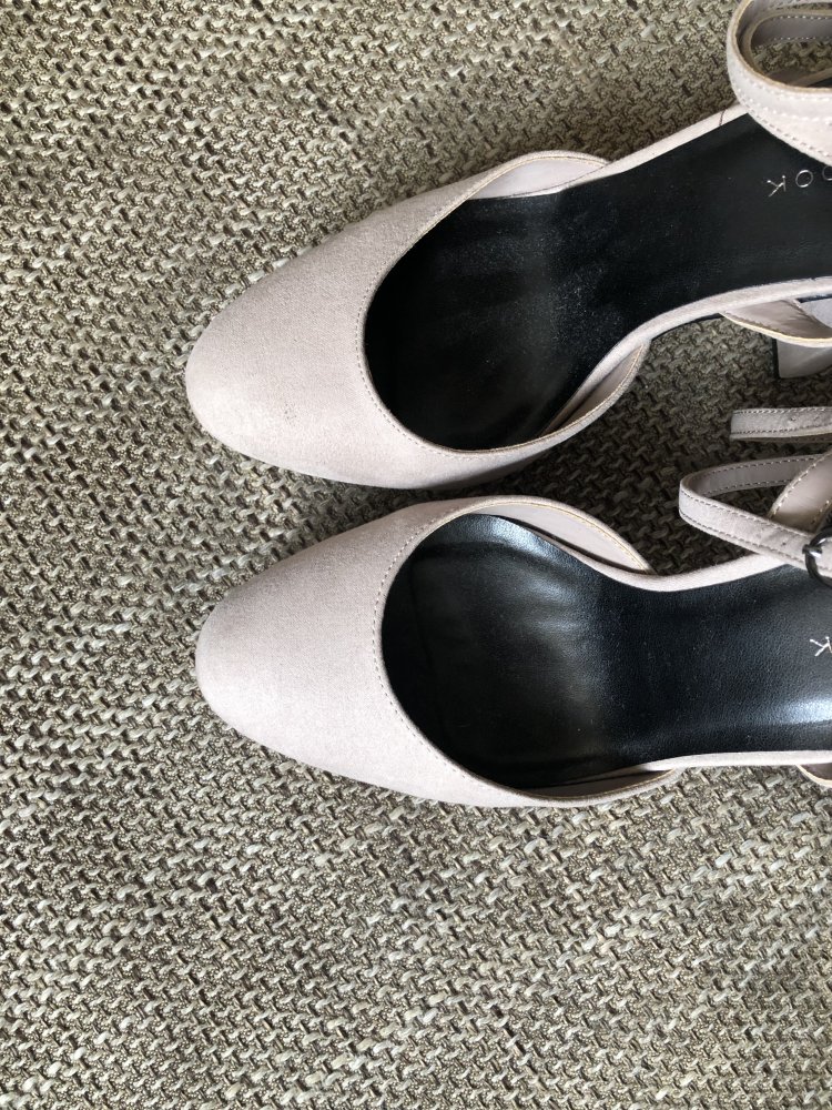 Plateau Pumps von New Look