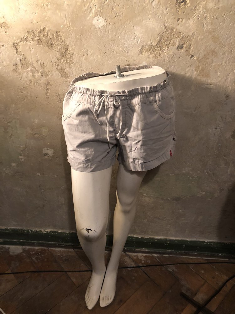 Hellgraue Shorts von Esprit
