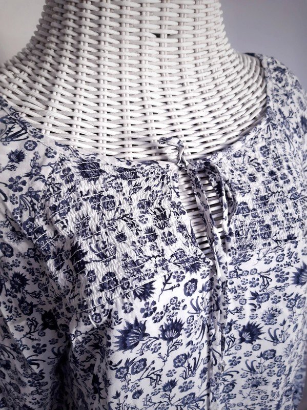Weißes Multiblu Langarmshirt | Gr. 38 | Blusenshirt | Floralprint | Muster