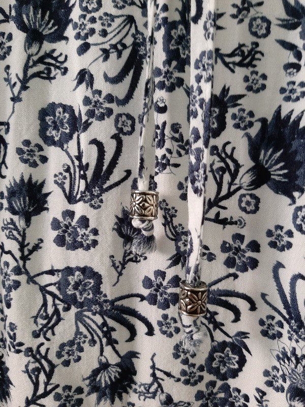 Weißes Multiblu Langarmshirt | Gr. 38 | Blusenshirt | Floralprint | Muster