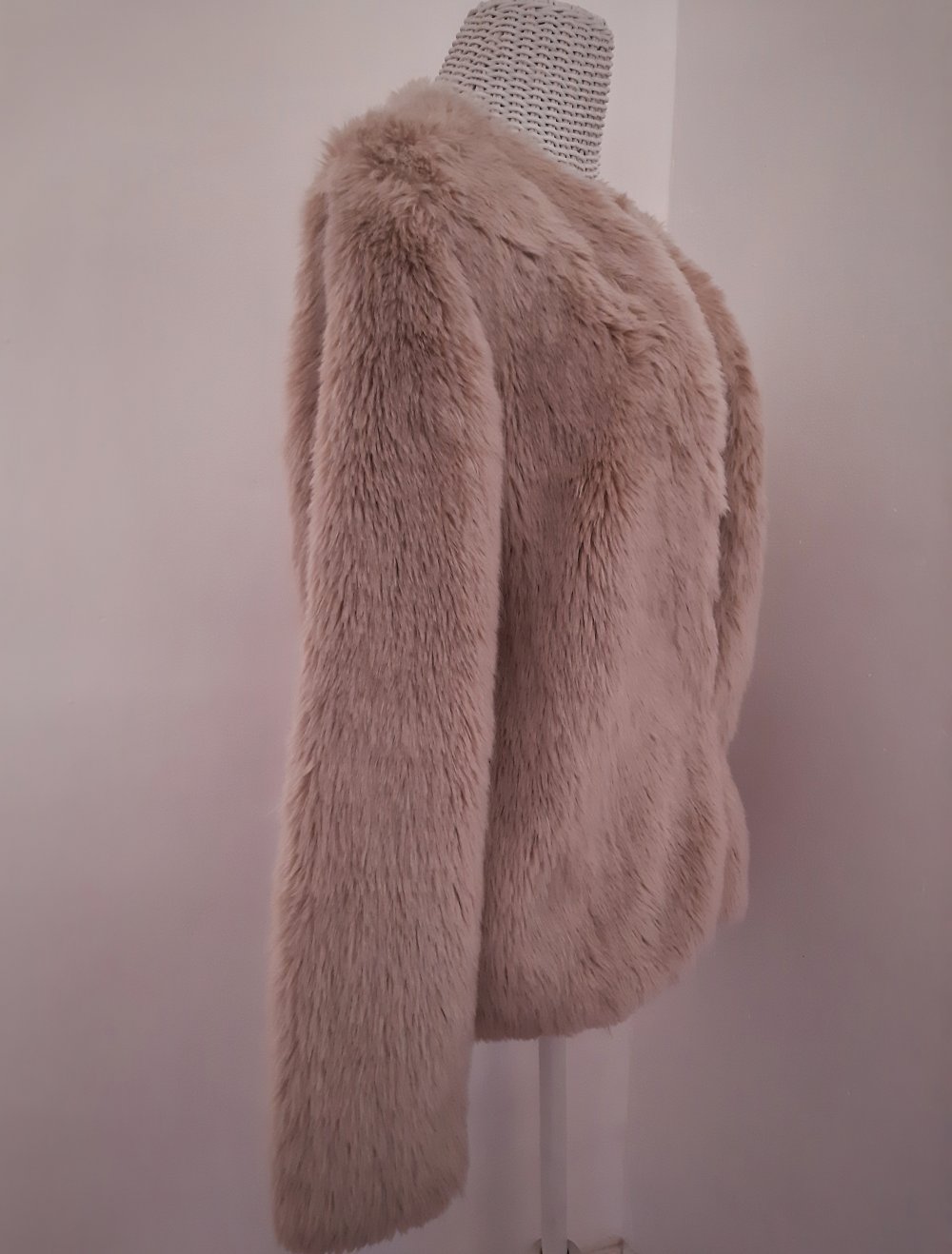 Beige Kiabi Fake Fur Jacke ~ Gr. M (38/40) ~ Blousonjacke