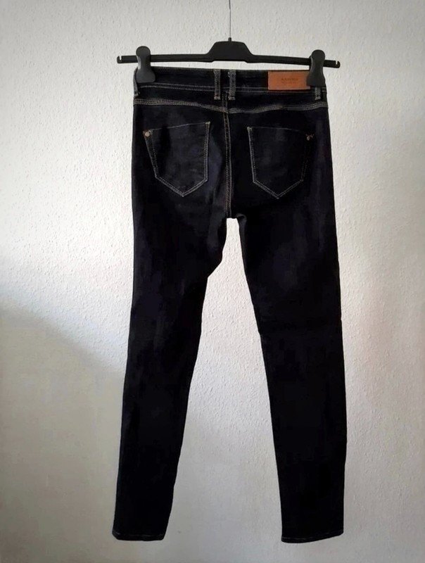Dunkelblaue Amisu Jeans | New Yorker | Gr. 26/30 | Vintage urban denim | Low Waist | Hüftjeans
