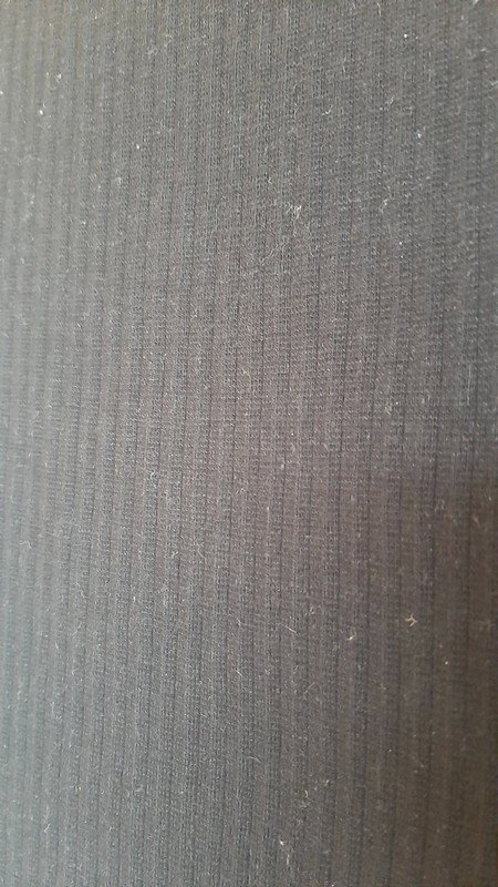 Kurzes schwarzes Kleid