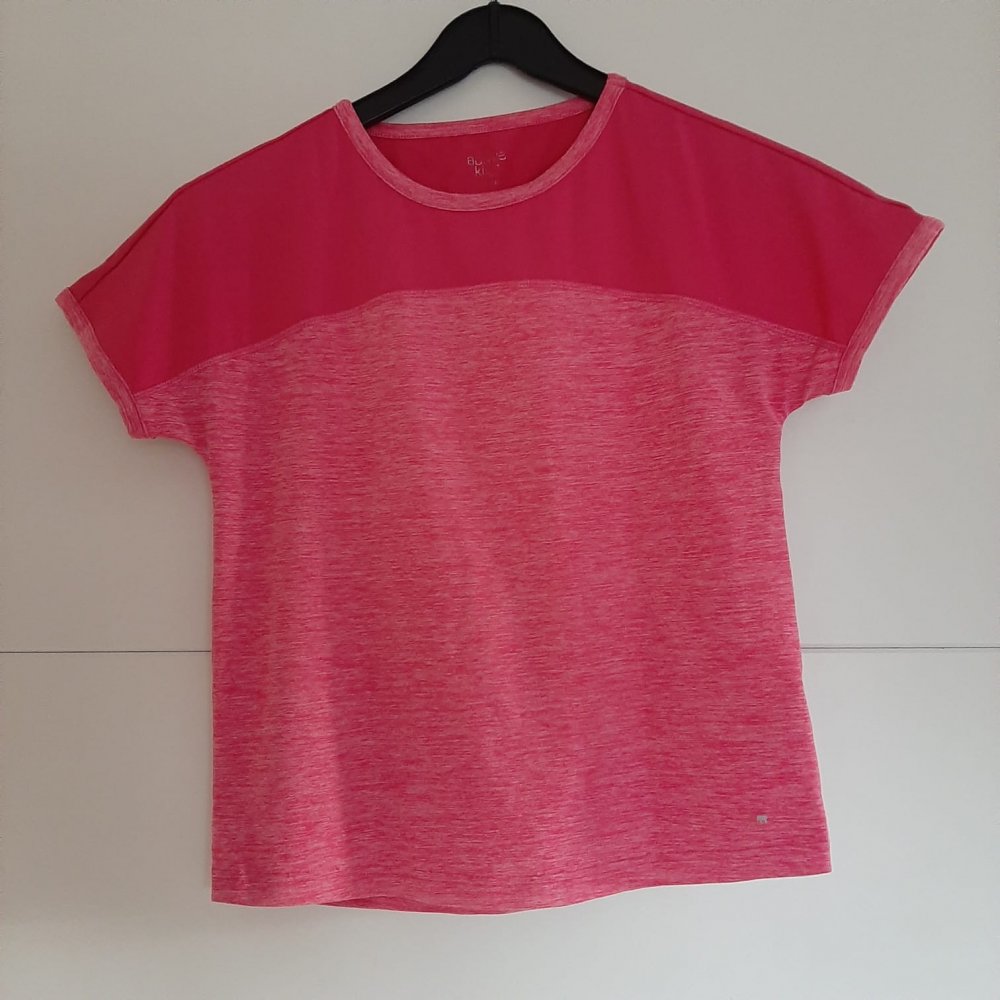 Pinkes Sportshirt