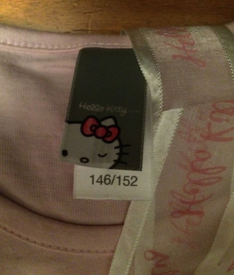 Hello Kitty Schlafanzug