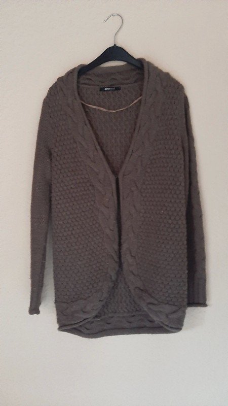 Brauner Strickcardigan
